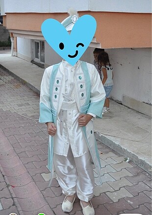 Sünnet kıyafeti