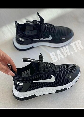 Nike Spor ayakkabı 