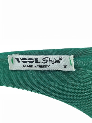 s Beden yeşil Renk Diğer Bluz %70 İndirimli.