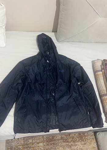 Erkek Mavi Kapüşonlu Fermuarlı Yağmurluk - Görsel 4