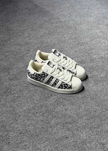 Adidas ürünü