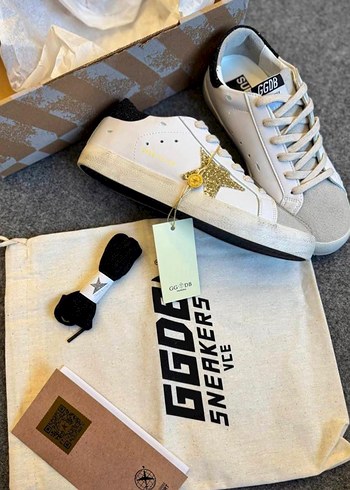 Golden Goose Deluxe ürünü