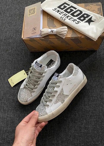 Golden Goose Deluxe ürünü