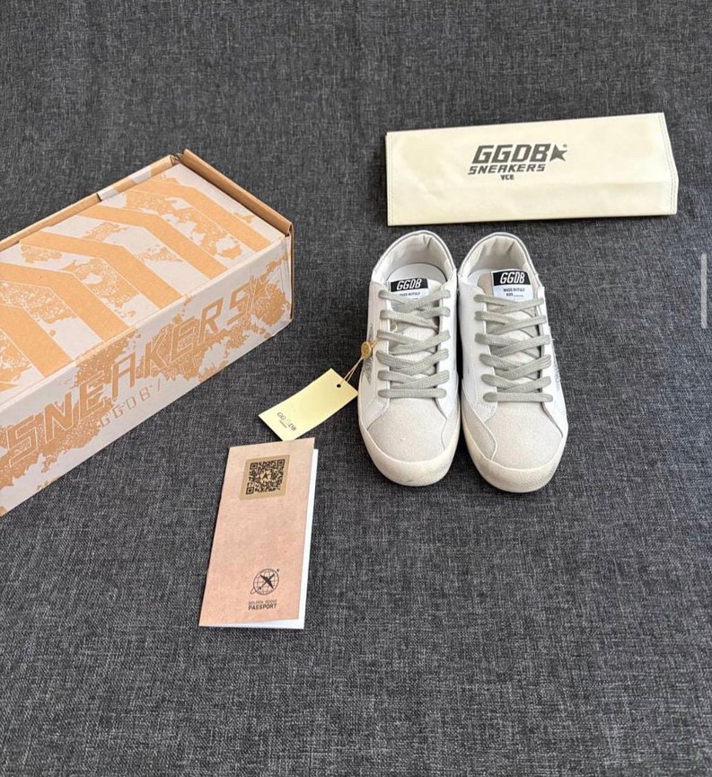 Golden Goose Deluxe — görsel 2/5