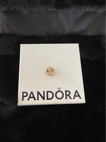 Pandora Rose Interlocked Crowned Heart Charm