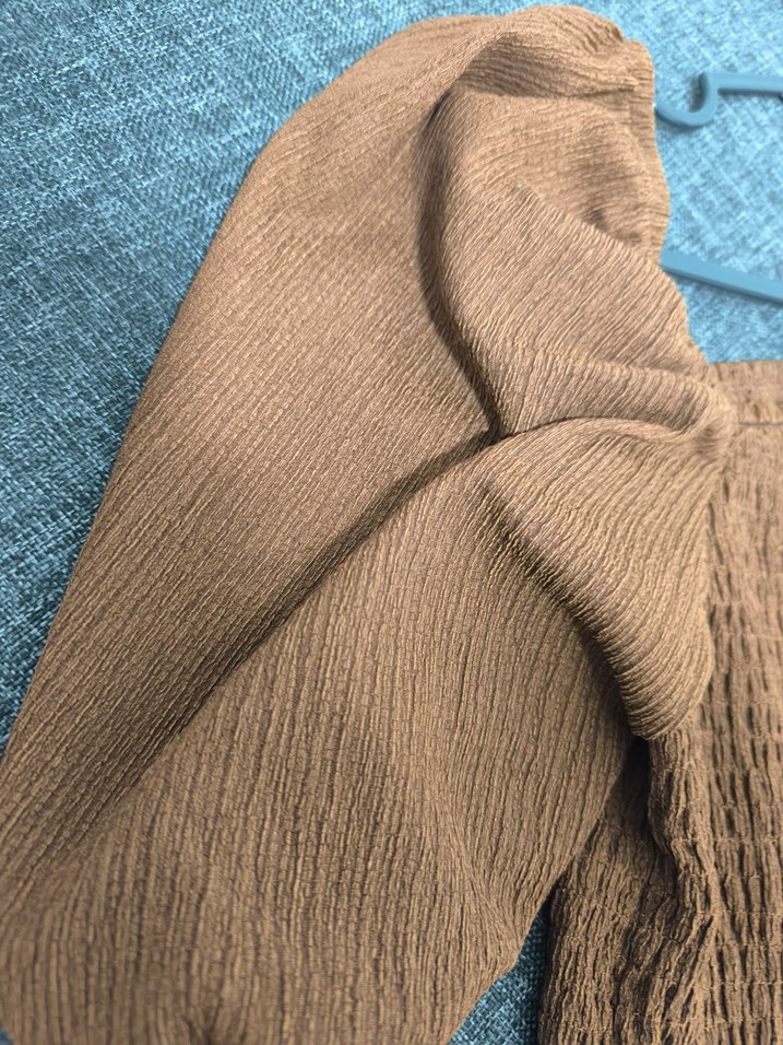 Düğmeli Kahverengi Keten Bluz - Görsel 3