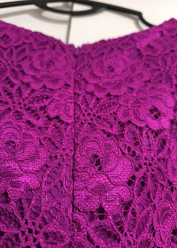 Mor Dantel İşlemeli Midi Elbise - Görsel 4