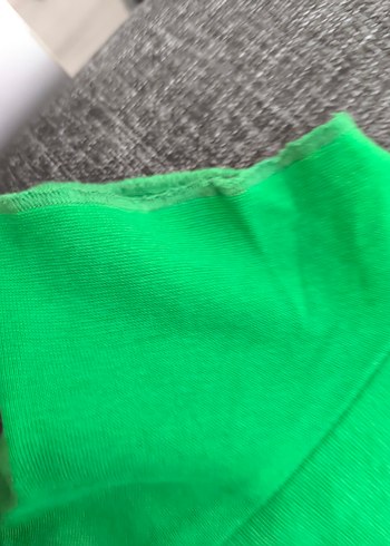 Parlak Yeşil kadın crop - Görsel 3