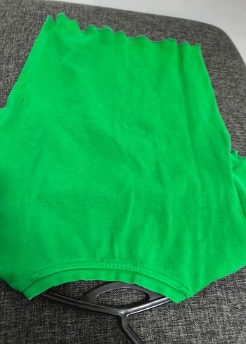 Parlak Yeşil kadın crop - Görsel 2