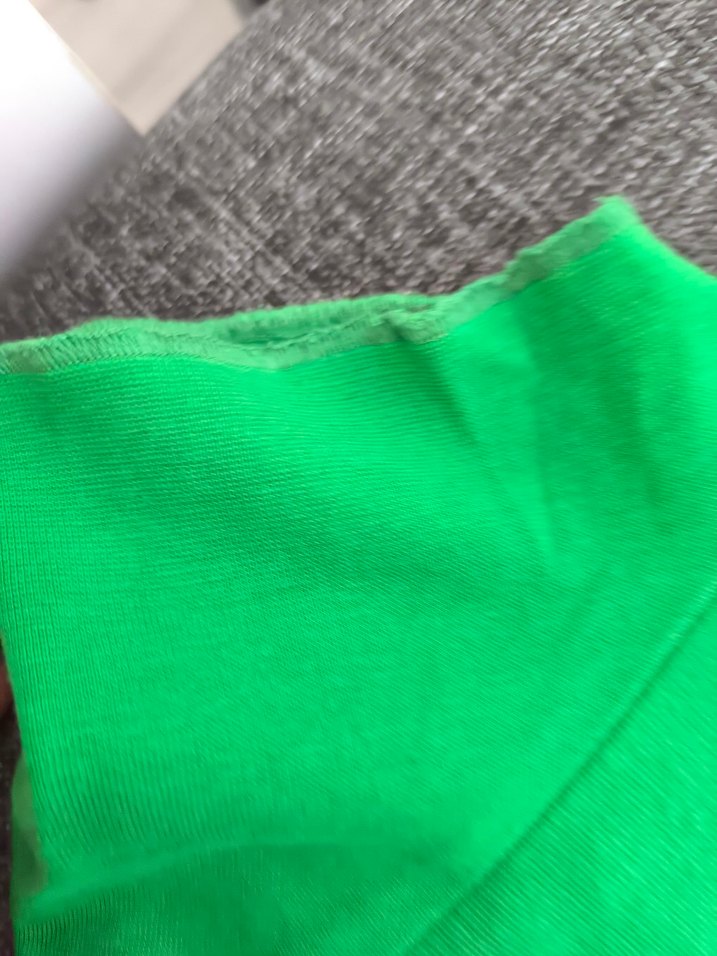 Parlak Yeşil kadın crop - Görsel 3