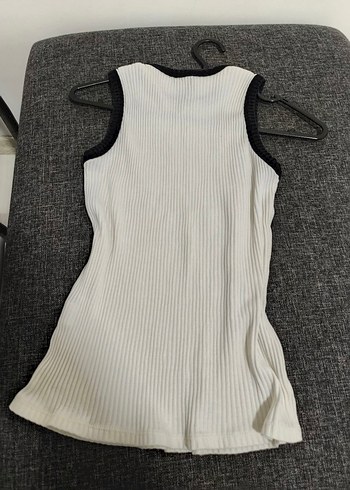 Beyaz Siyah Kenarlı Kadın Atlet - Görsel 4