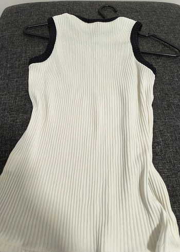 Beyaz Siyah Kenarlı Kadın Atlet - Görsel 3