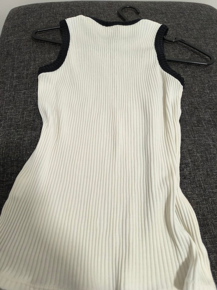 Beyaz Siyah Kenarlı Kadın Atlet - Görsel 3