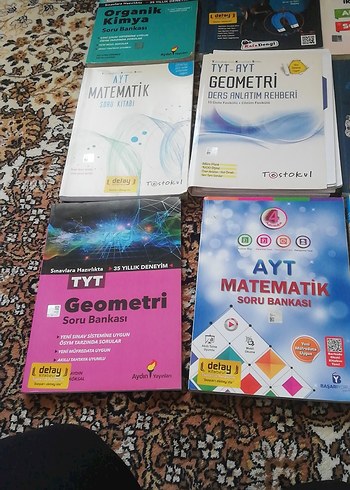  Beden AYT Matematik, Fizik ve Geometri Soru Kitapları adet fiyati 100