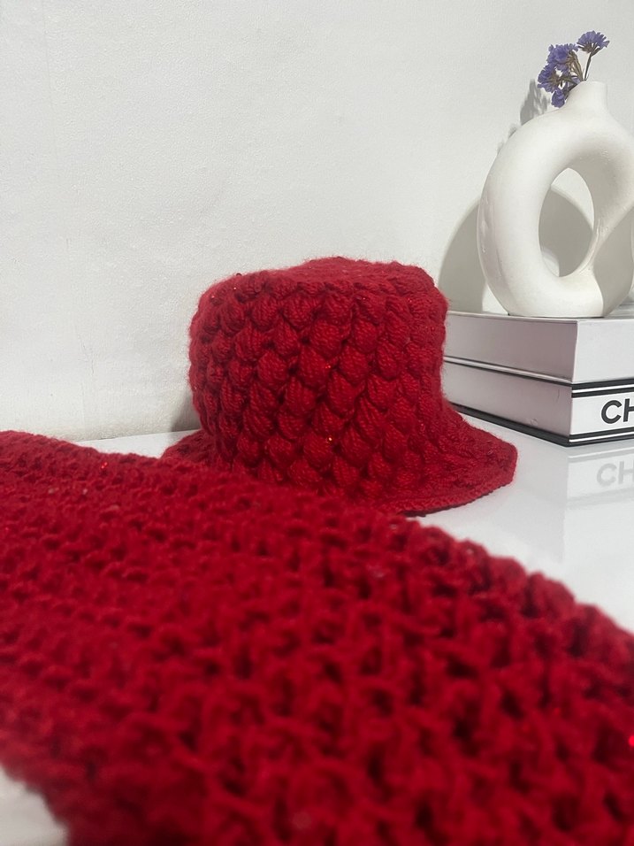 Kırmızı Örgü Kadın Bere - Görsel 5
