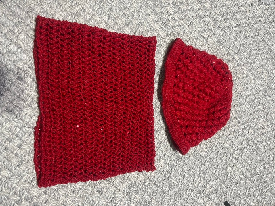 Kırmızı Örgü Kadın Bere - Görsel 2