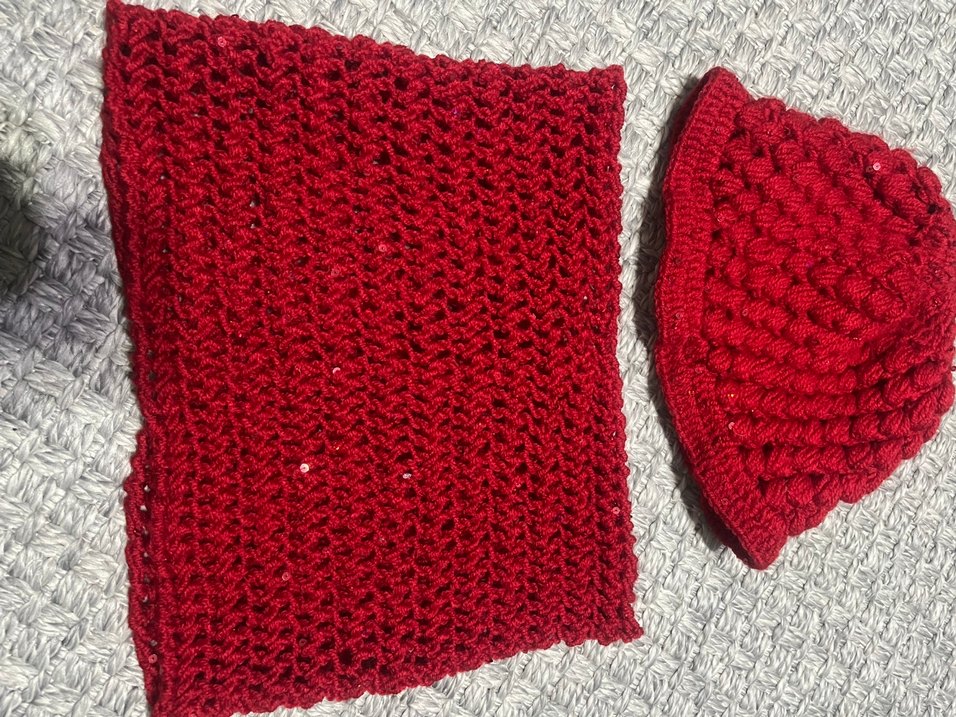 Kırmızı Örgü Kadın Bere - Görsel 4