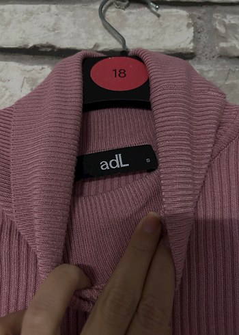 Bordo Kısa Kollu Boğazlı Triko Kazak - Görsel 3