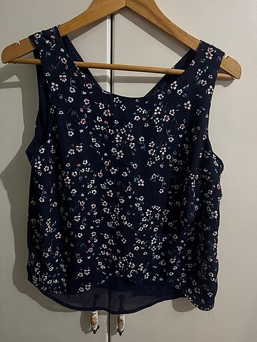 Bershka Bershka marka bluz hiç giyilmedi