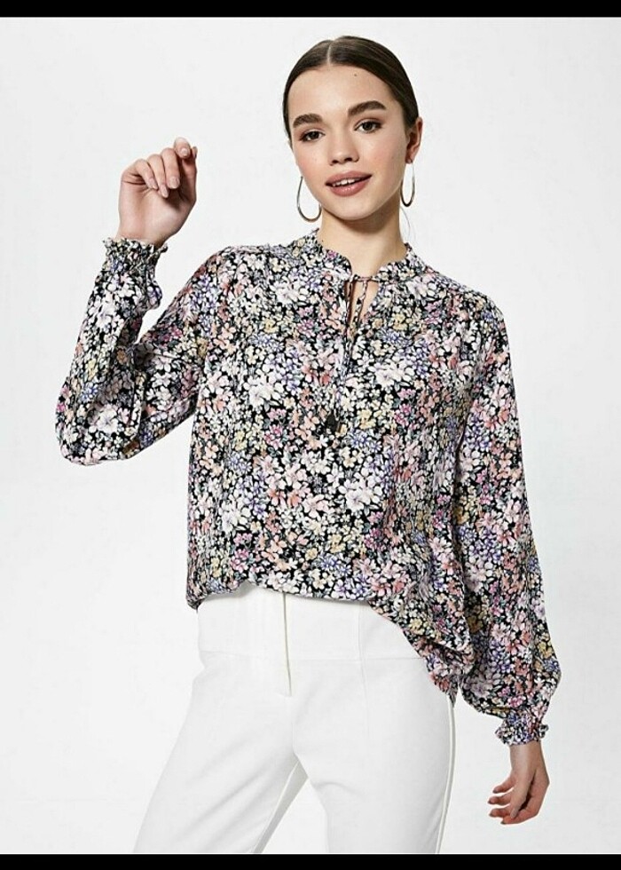 Yakası ipli bağlamalı gömlek - Görsel 4