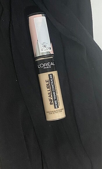 L'Oreal Paris Infaillible 24H Kapatıcı 322 Ivory