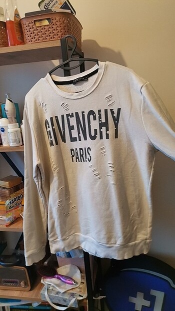 GIVENCHY sweat