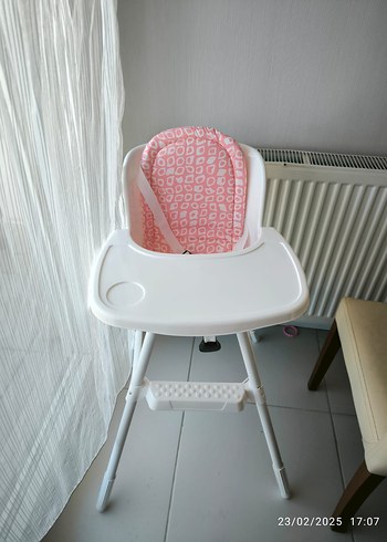 BabyJem E Bebek Beyaz Bebek Mama Sandalyesi