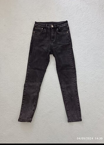 Allure Bridals Kot Jean 36 beden