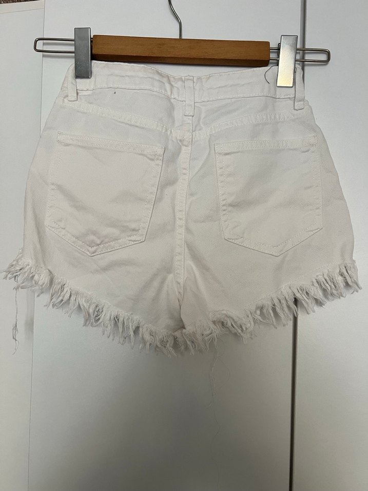 Kadın Beyaz Mini Denim Şort - Görsel 2