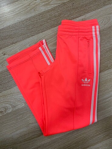 36 Beden pembe Renk Adidas eşofman