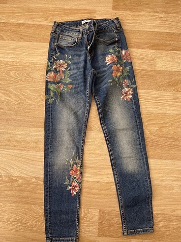 34 Beden Zara jean