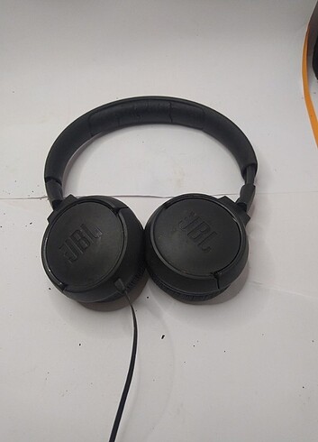 JBL TUNE500 KABLOLU KULAKUSTU KULAKLİK