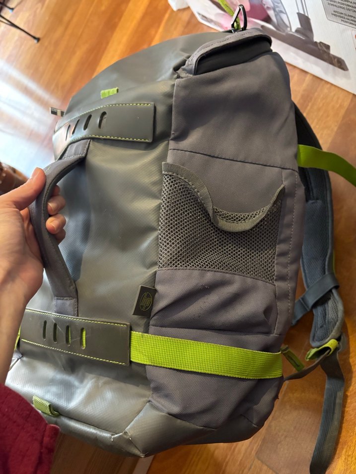 HP Yeşil Detaylı Gri Kadın Laptop Çantası - Görsel 2