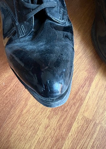 Siyah Rugan Tokalı Blok Topuklu Goth Bot - Görsel 4