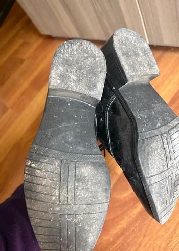 Siyah Rugan Tokalı Blok Topuklu Goth Bot - Görsel 5