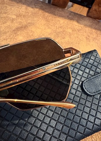 Bottega Veneta Altın Renk Parlak Erkek Güneş Gözlüğü - Görsel 3