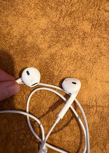 Beyaz Kablolu Kulaklık - Görsel 4