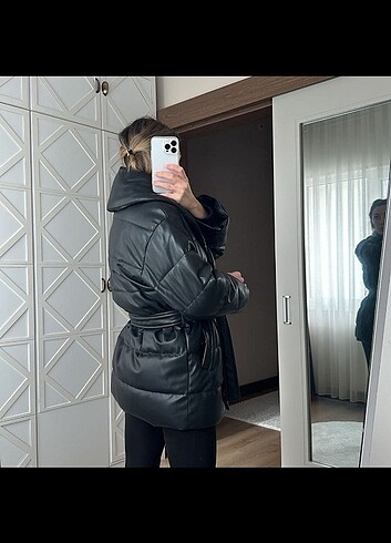 Stradivarius Stradivarius Şişme Mont Kaban