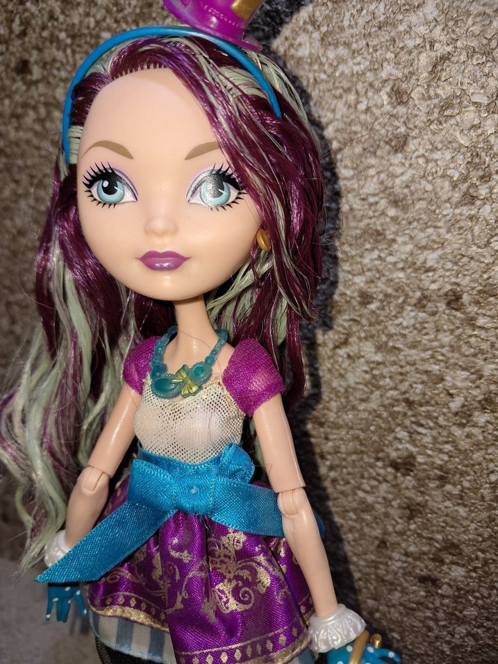 madeline hatter - Görsel 2