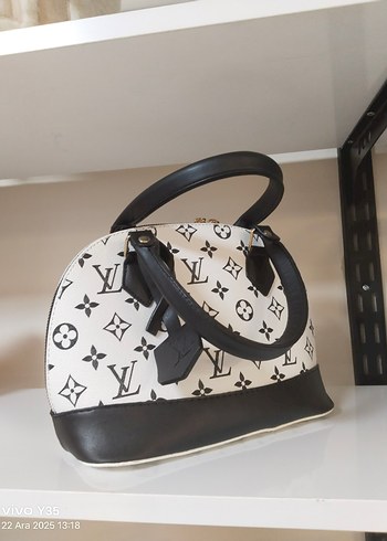 Kadın Beyaz Baskılı Omuz Çantası - Görsel 2