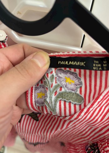 Paulmark Paulmark Kırmızı Çiçekli Fırfırlı Bluzu