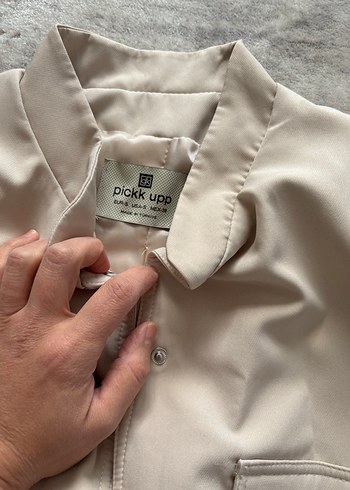 Zara Düğmeli Bej Mini Kadın Ceket