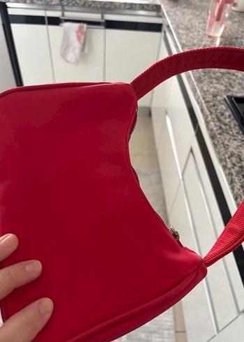 Prada Parlak Kırmızı Kadın Omuz Çantası - Görsel 2