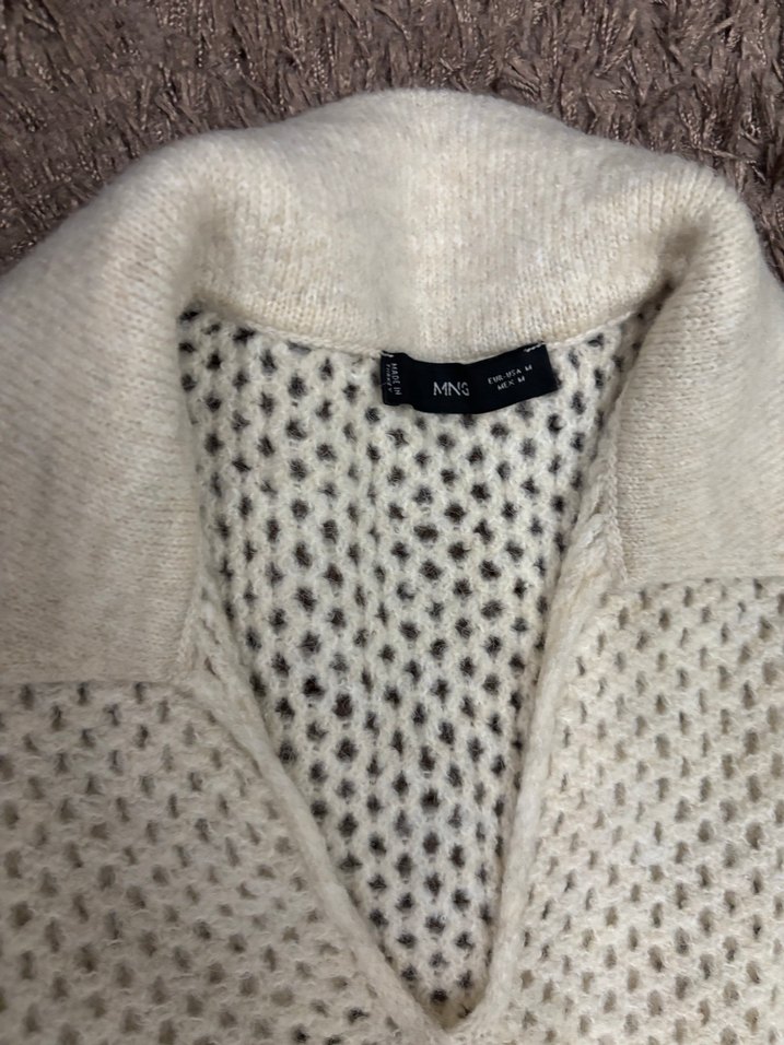 Mango V Yaka Bej Örgü Kadın Kazak - Görsel 2