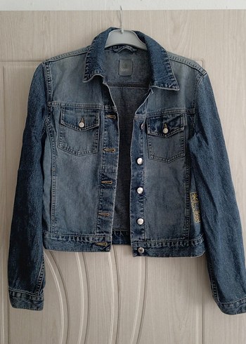 Esprit s