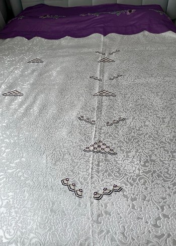 Mor İşlemeli Parlak pike takımı - Görsel 5