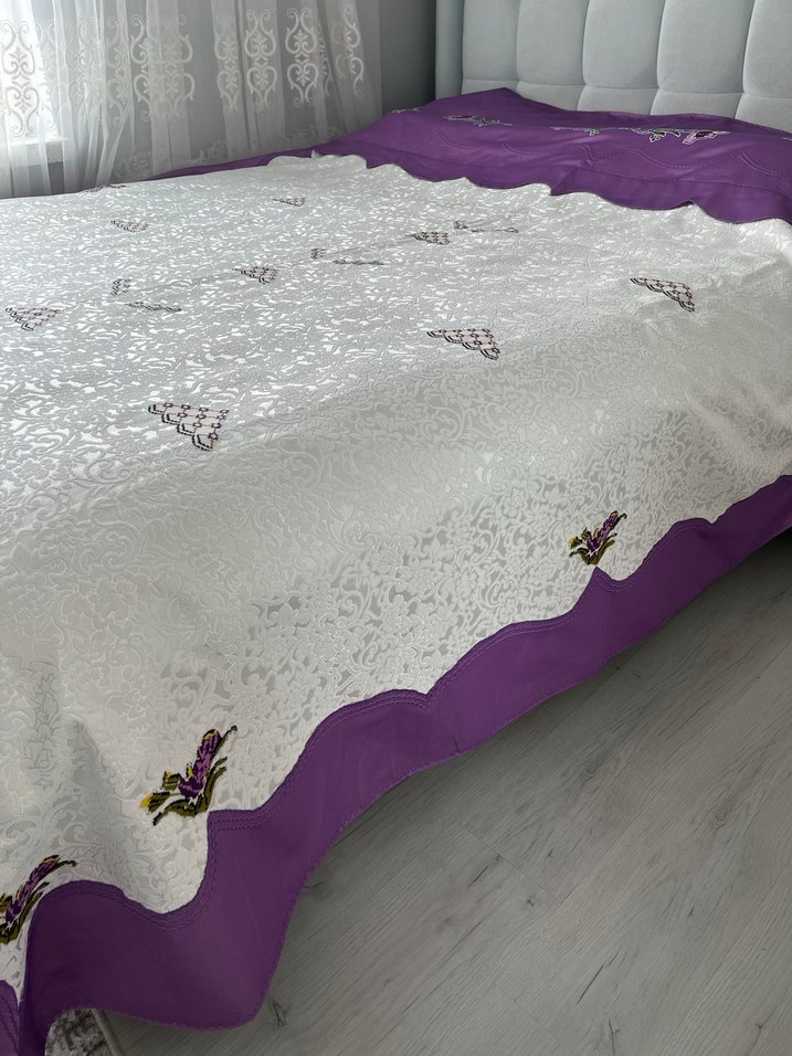 Mor İşlemeli Parlak pike takımı - Görsel 3