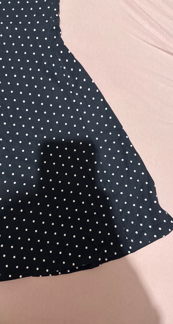 Siyah Puantiyeli V Yaka Midi Elbise - Görsel 2