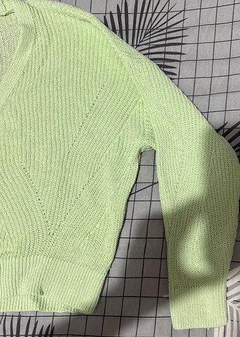 V Yaka Yeşil Triko Kadın Hırka - Görsel 2