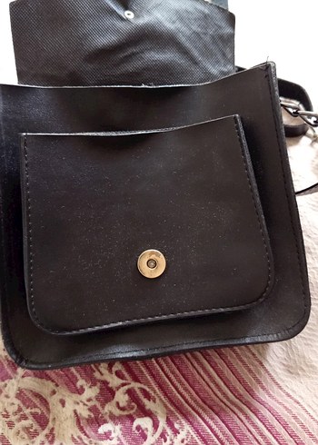 Tokalı Siyah Deri Kadın Çantası - Görsel 3